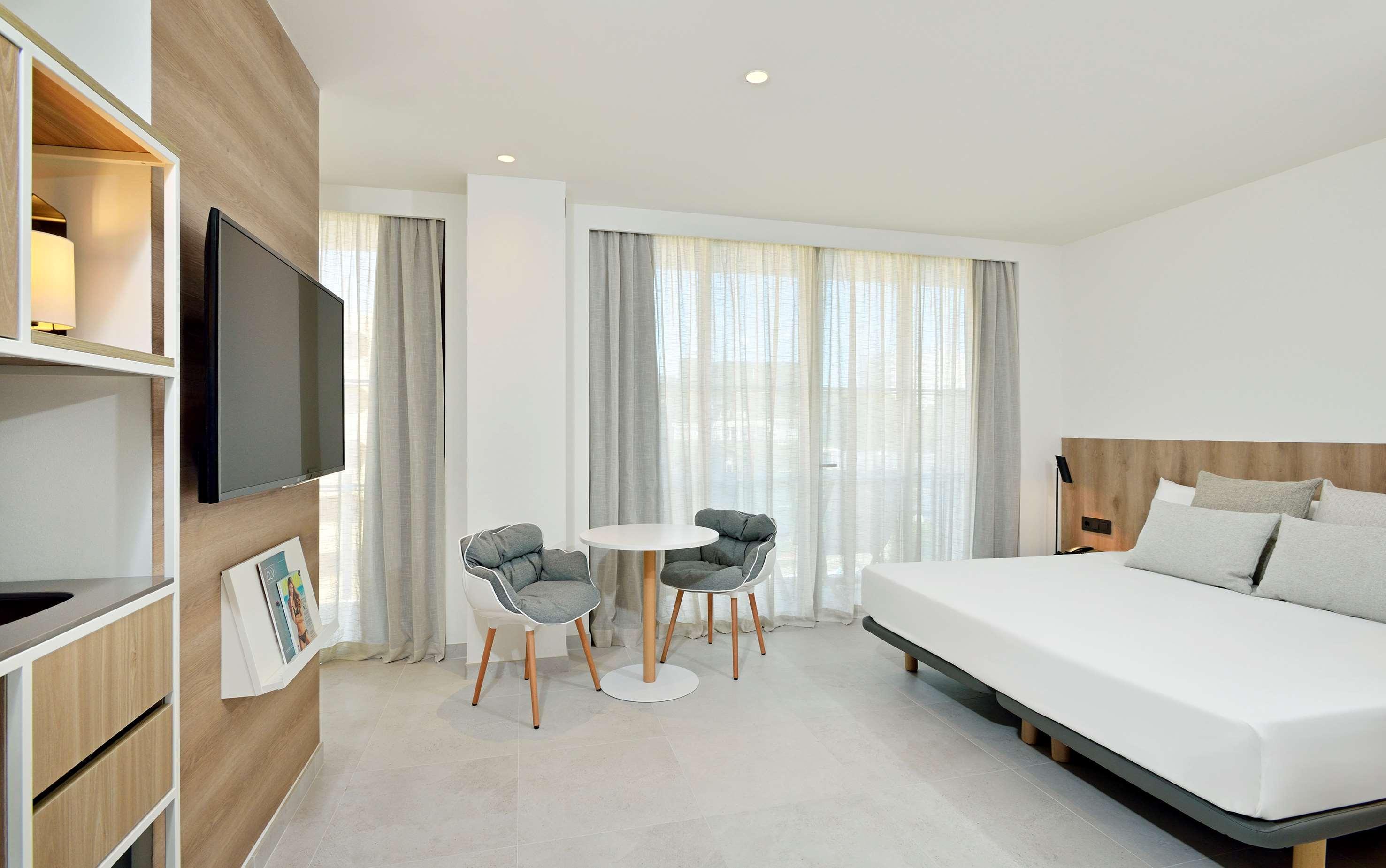 Innside By Melia Calvia Beach Magaluf  Dış mekan fotoğraf